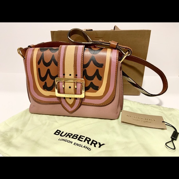 Authentic Burberry bag - Picture 1 of 9